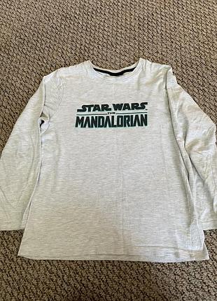 Лонгслів для хлопчика star wars сірий з написом the mandalorian