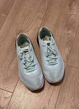 Жіночі бігові кросівки under armour ua w hovr sonic 4 блакитні
