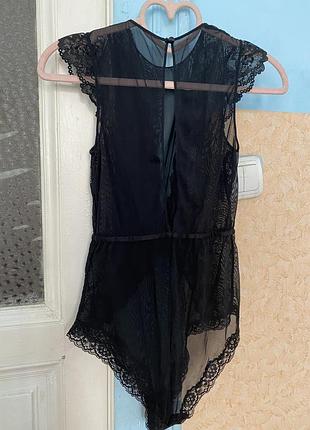 Боди 44 с h&m оригинал очень красивый.