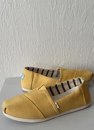 Легкі тапки макасини від toms 40