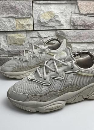 Оригінальні кросівки  adidas ozweego