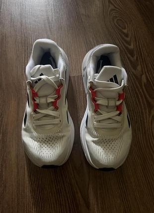Кросівки унісекс adidas білі спортивні