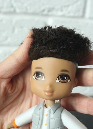Мальчик братц mga. bratz 2