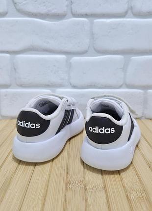 Кросівки adidas 8