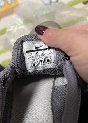 Кросівки nike сірі, розмір 36 6