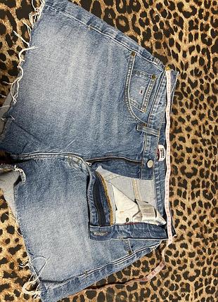 Шорти жіночі tommy jeans джинсові короткі з бахромою сині