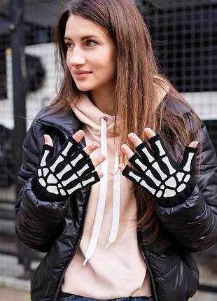 Женские перчатки without finger с принтом скелет black