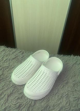 Крокси crocs білі 39 р нові 9