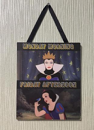 Декоративна дерев'яна табличка в стилі disney з гумористичним підписом