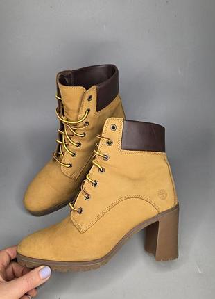 Жіночі черевики на підборах timberland allington