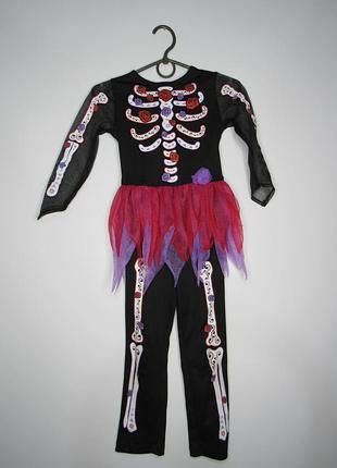 Продам костюм на halloween на 5-6 років