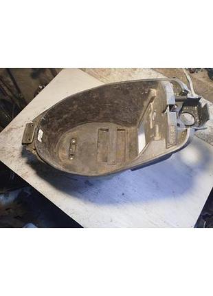 Бардачок (унитаз) honda dio 34/35