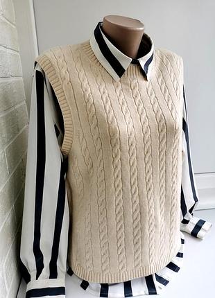 Красивый женский жилет с шерстью marks & spencer