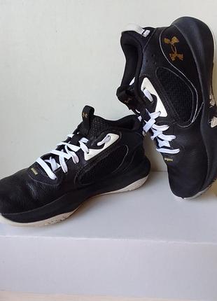 Кроссовки under armour 4