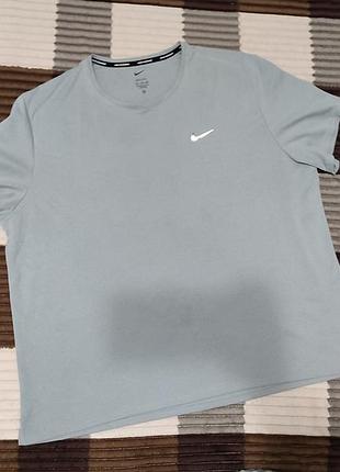 Спортивна футболка чоловіча nike сіра 2xl