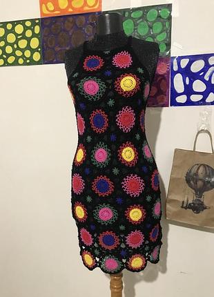 Яскрава ажурна сукня-туніка кроше h&m x coachella