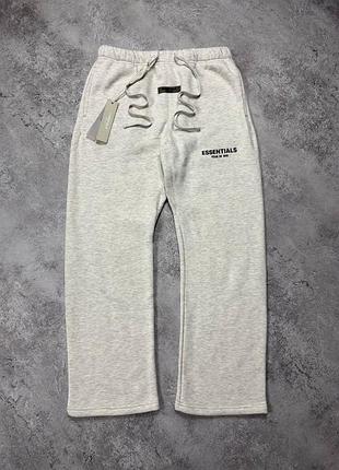 Спортивні штани fear of god essentials чорні / брендові штани essentials на флісі / чоловічі штани fear of god вільний крій / штани essentials чорного
