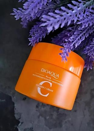 Крем для обличчя bioaqua vitamin c з освітлюючим та антиоксидантним ефектом