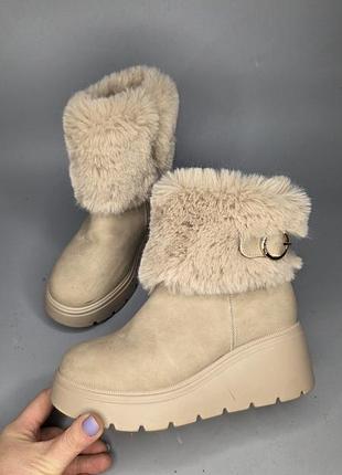 Осінні черевики river island