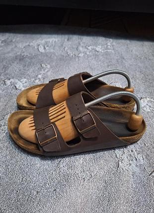 Оригинальные шлепанцы birkenstock arizona natural leather habana | натуральная кожа | размер 44 (28.5 см)