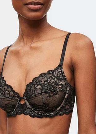 Бюстгальтер calvin klein р. 36dd/80dd