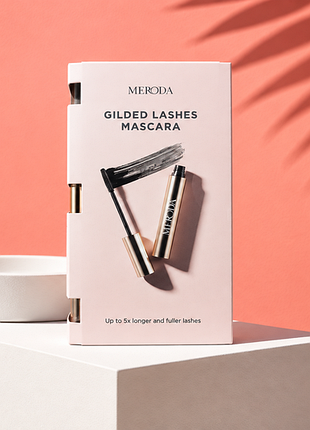 Удлиняющая и объемная тушь meroda gilded lashes mascara в оттенке rich black 2ml.
