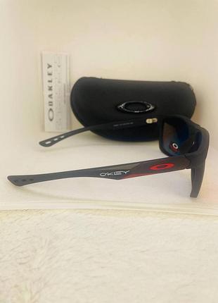 Сонцезахисні окуляри oakley 4