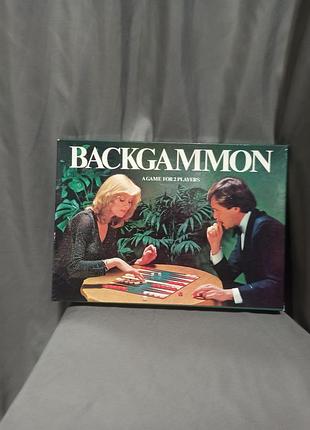 Классическая настольная игра для двух игроков (backgammon / нарды).