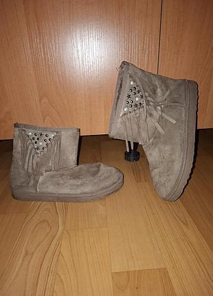 Женские угги,гги 38.5-39 размер