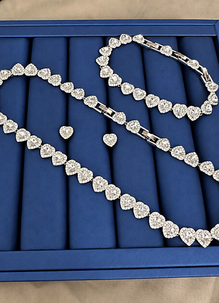 Комплект жіночий swarovski кольє, браслет та сережки з кристалами у формі сердець