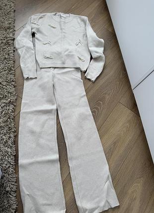 Тепленький костюм