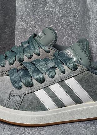 Кросівки adidas grand court base 00s сіро-зелені, розмір 37.5, устілка 23 см, замша