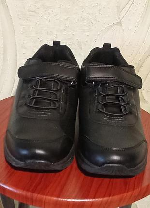 Кросівки xl