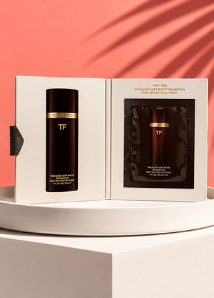 Миниатюра (пробник) матирующего праймера под макияж tom ford traceless soft matte primer (объемом 1,5 мл).