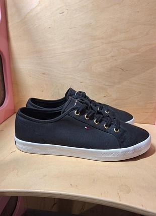Кеди tommy hilfiger чорні, розмір 42, довжина устілки 27,5 см