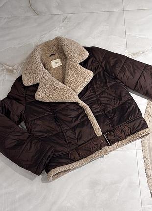 Куртка шоколадна жіноча stradivarius s/m