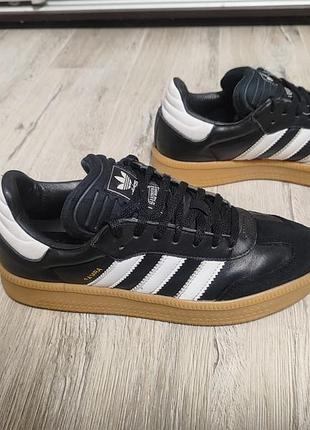Кроссовки adidas samba xlg