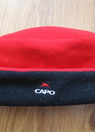 Флисовая шапка capo austria (размер s) унисекс / спортивная красно-черная короткая