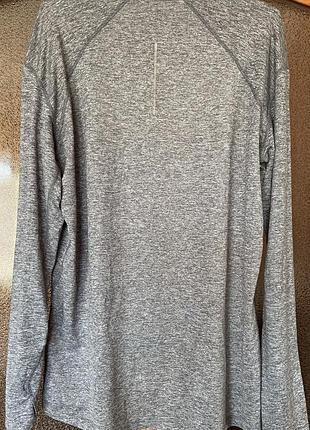 Чоловічий лонгслів nike dri-fit сірий з спеціальними отворами для великих пальців на манжетах рукавів 2