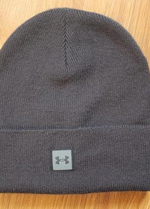 Унисекс темно-серая шапка-бини under armour halftime cuff графит