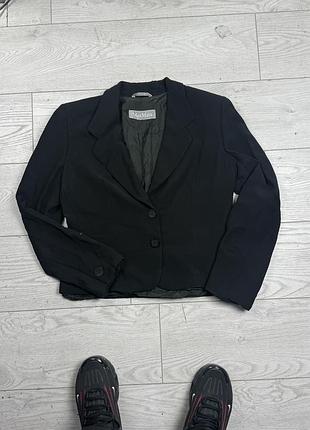 Пальто жіноче max mara коротке чорне однобортне