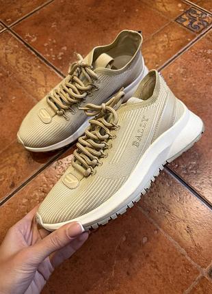 Кросівки жіночі bally бежеві текстильні