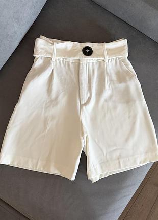 Щорти zara