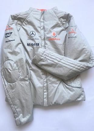 Женская женская гоночная куртка f1 vodafone mclaren mercedes размер s серебристая ветровка бомбер в гоночном стиле racing y2k мерч формула 1