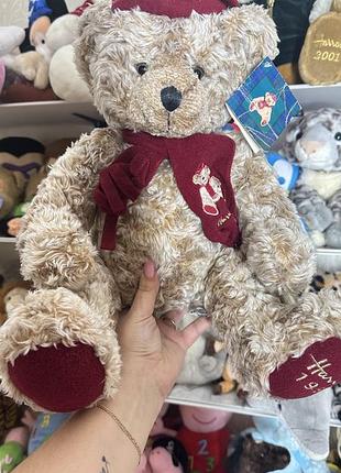 М'яка іграшка ведмедик harrods бежевий з бордовими аксесуарами