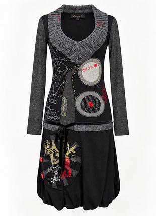 Трикотажна сукня desigual з аплікаціями та спідницею-балоном, m