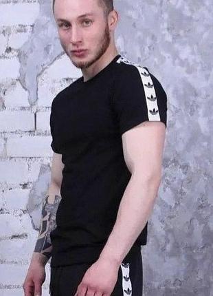 Мужская футболка спортивная черного цвета adidas s-xl