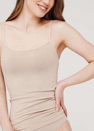Безшовна майка на тонких бретелях camisole (natural)s/m.l/xl