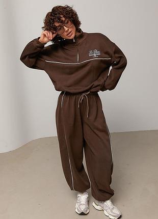 Теплий спортивний костюм oversize з контрастним кантом