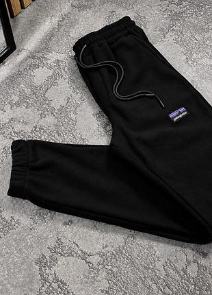 М'які чорні штани patagonia з флісу s-xxl